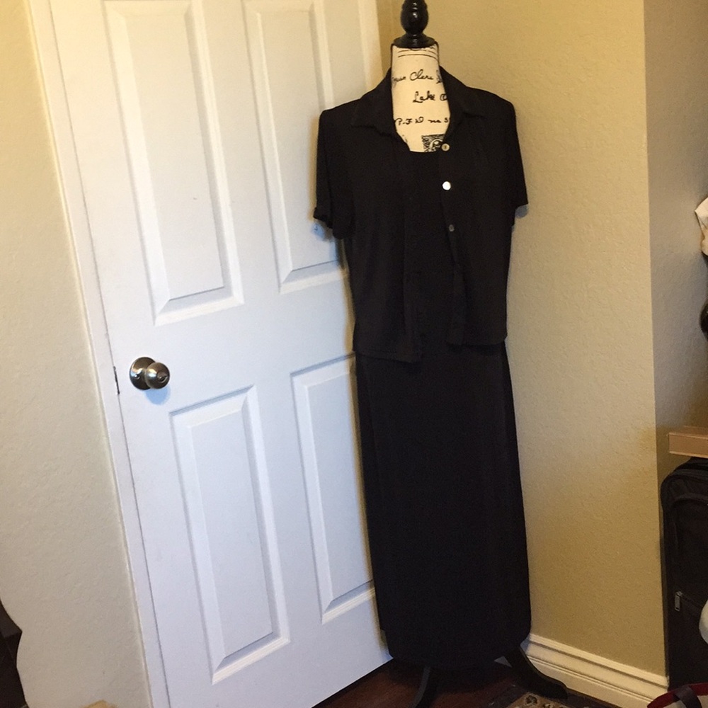 C. W. rise women 2 pieces size 10 new